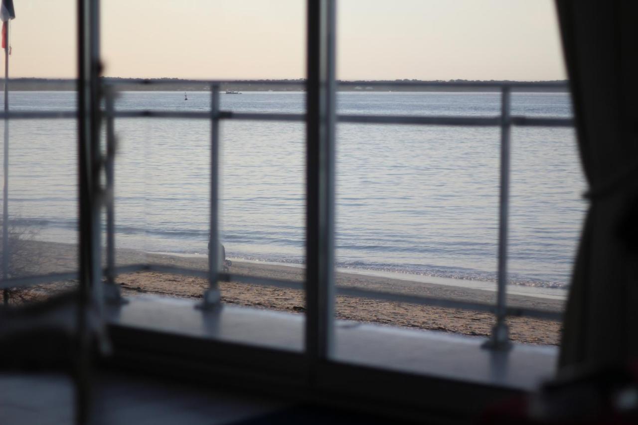 Appartement Arcachon Perreire Premiere Ligne Les Pieds Dans L Eau Vue Magnifique Sur Le Bassin Exterior photo